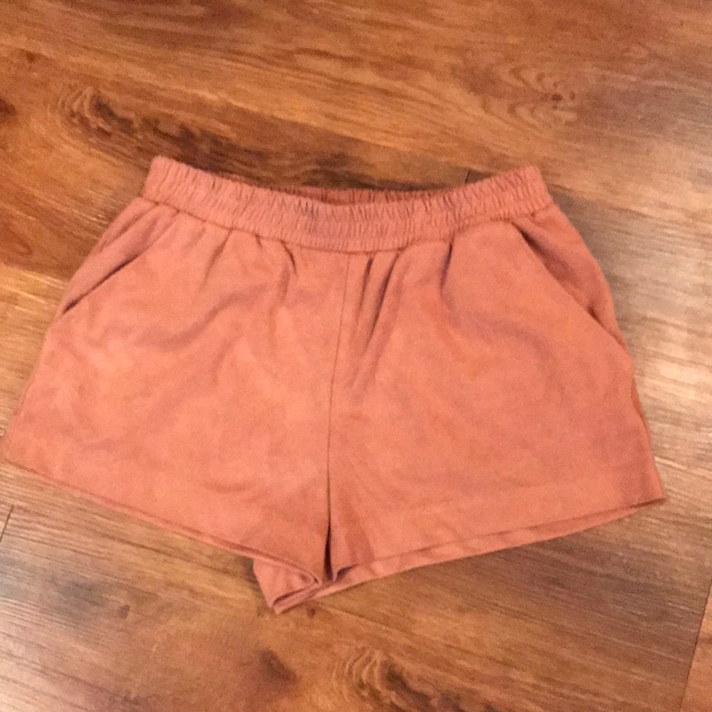 FOREVER 21 WOMAN’s XS shorts elastic waist